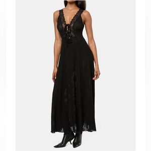 NWT WEWOREWHAT Lace Tie Front Midi Dress Black Women’s Medium 6474